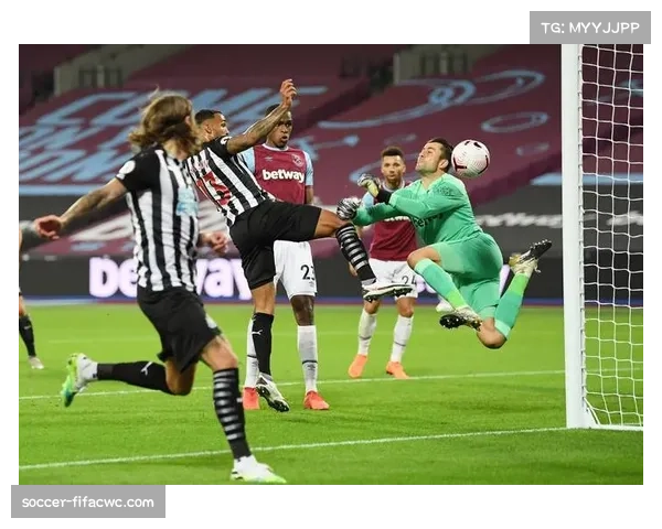 英超定位球战术威力升级 非点球定位球进球占比创十年新高